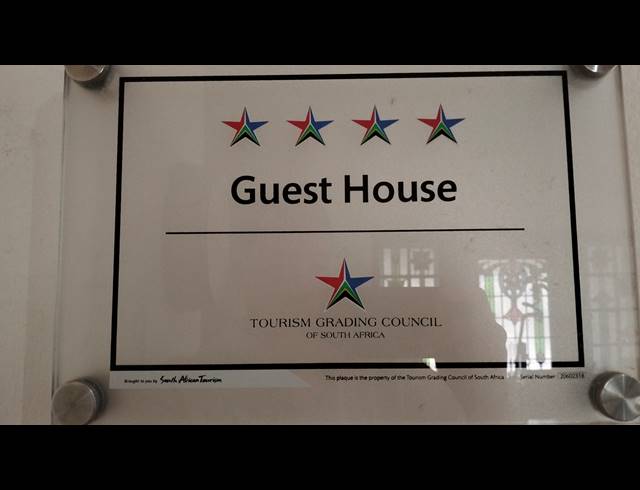 985M² GUESTHOUSE FOR SALE IN EQUESTRIA